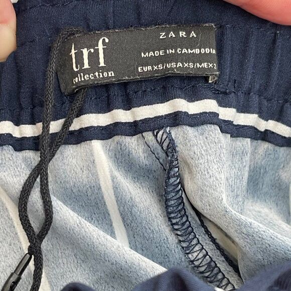 Zara Trafaluc Relaxed Tapered Leg Vertical Stripe Crop Pants Tie Waist Navy XS - Picture 4 of 10